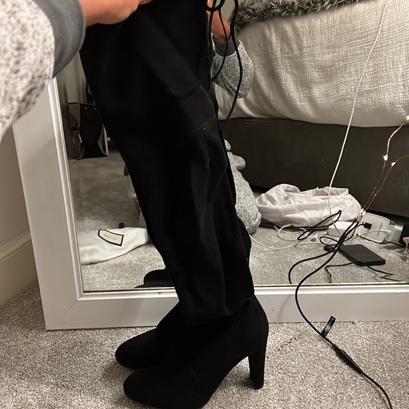 Black Stuart weitzman highland boot in black suede thigh high - Picture 4 of 6